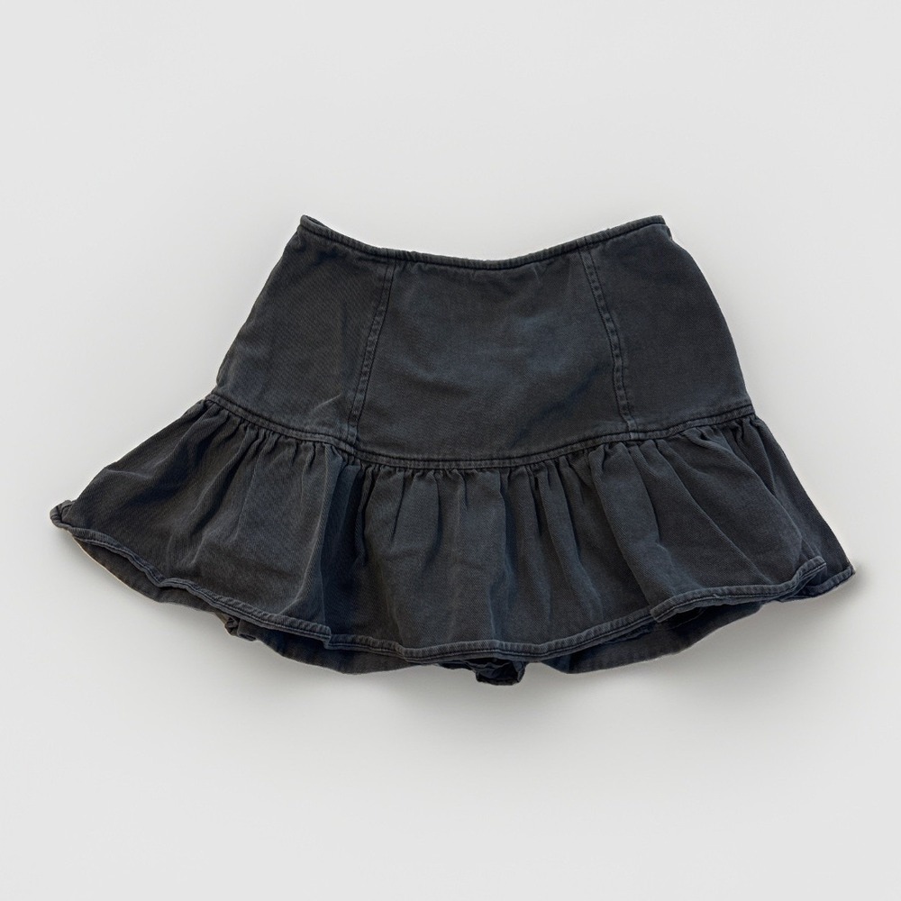 Mustard Seed Womens Sz M Gray Denim Ruffle Mini Skirt Skort Back Zip Y2K Western